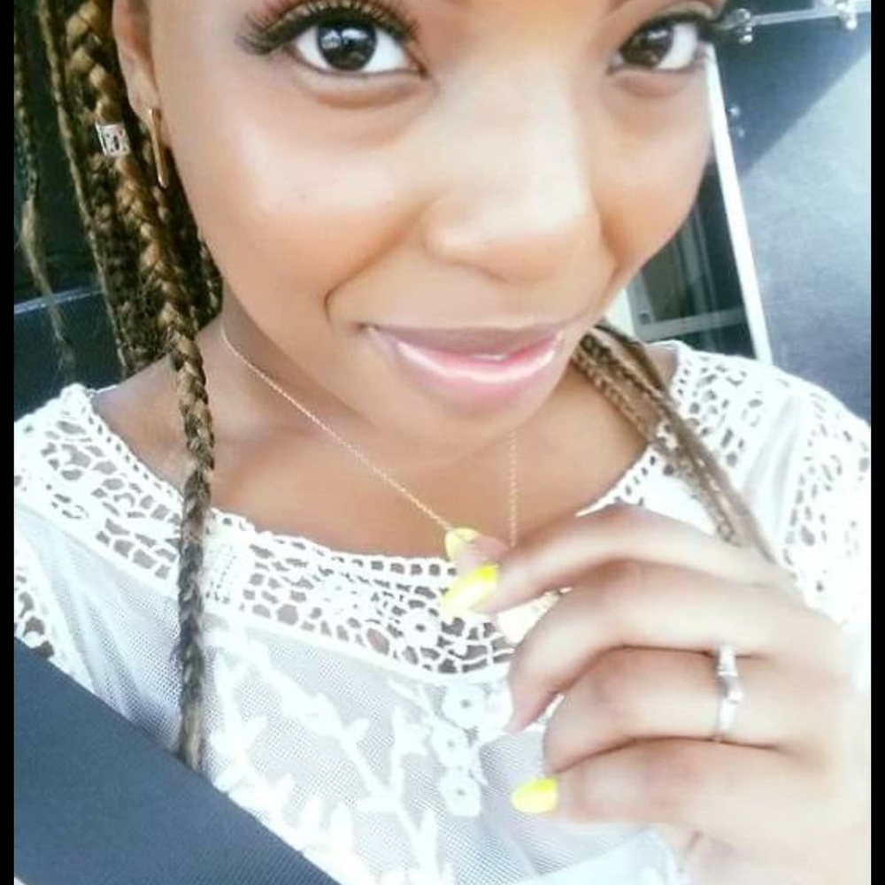 Meet your Posher, Rae